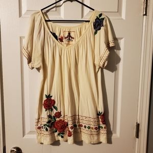 Embroidered tunic top. Gorgeous!